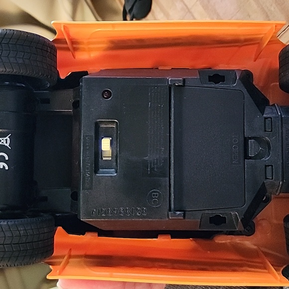 Jada Toys JDM Tuners Orange 1995 Toyota Supra R/C - Picture 7 of 9